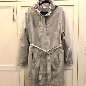 Eddie Bauer Weatheredge raincoat